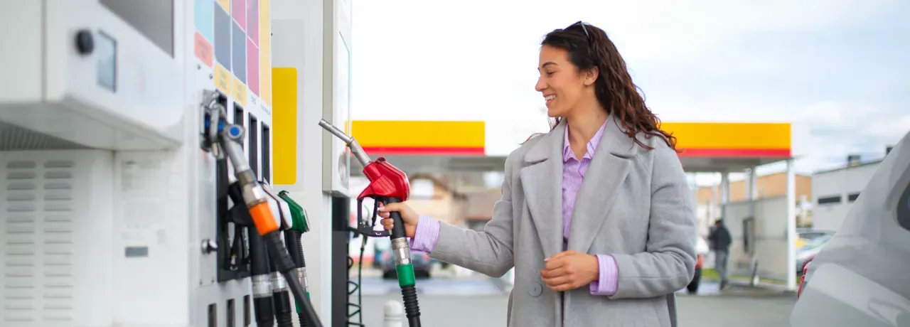 Corporate Fuel Cards vs Allowances 