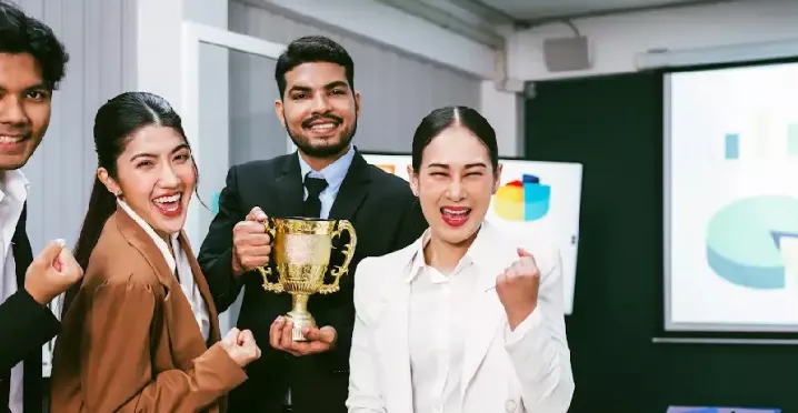 Employee Rewards and Recognition Programs Guide 2026