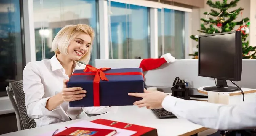 Top Corporate Gift Options That Strengthen Business Relationships